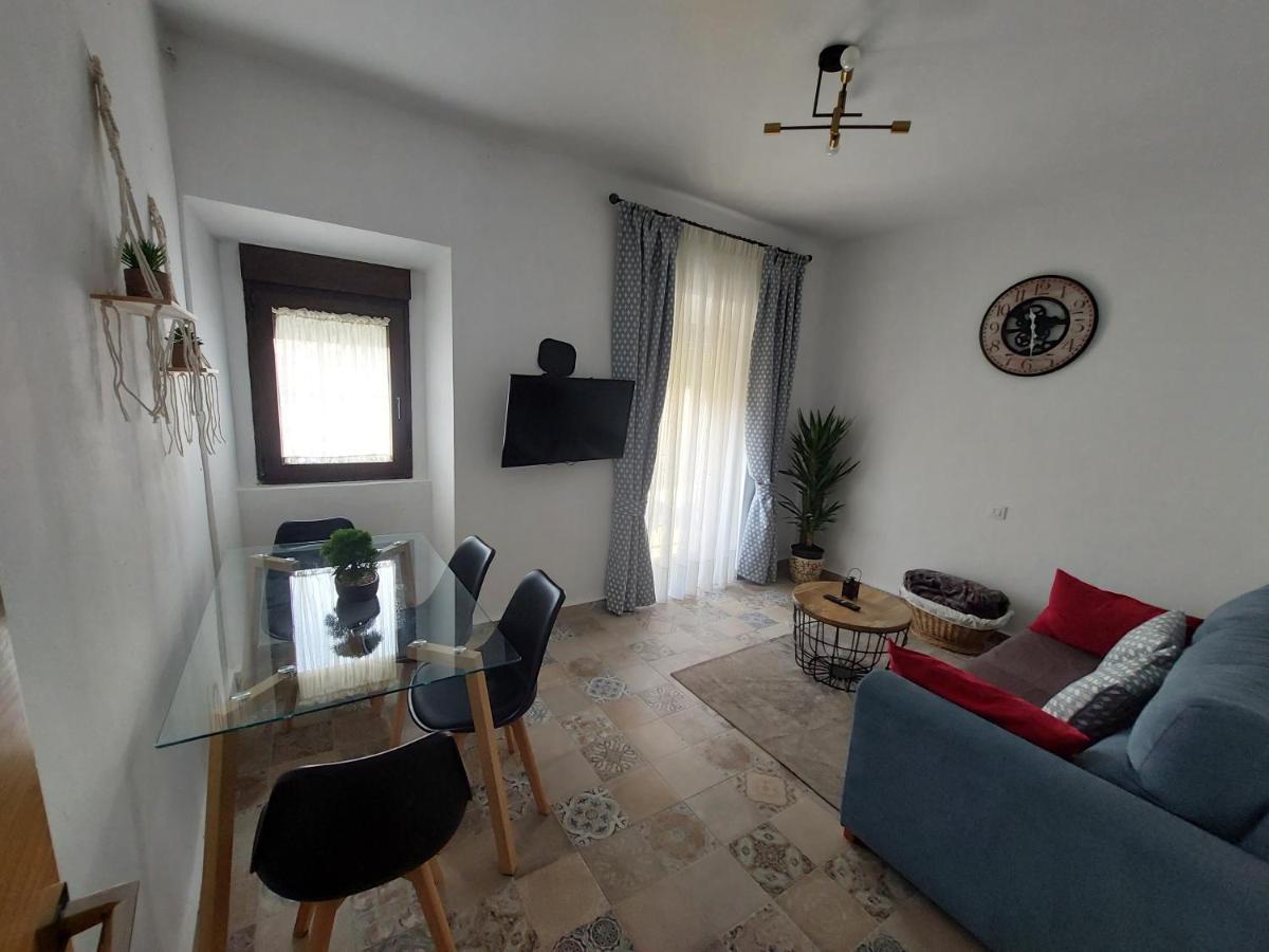 Apartamentos Fuente Nueva Sande Caces Zewnętrze zdjęcie